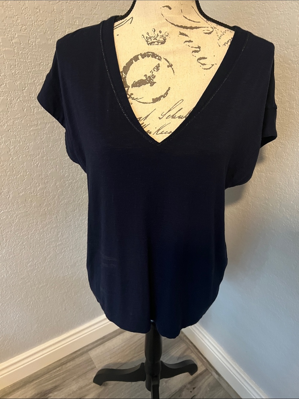 White House Black Market Navy V-Neck Tank Top